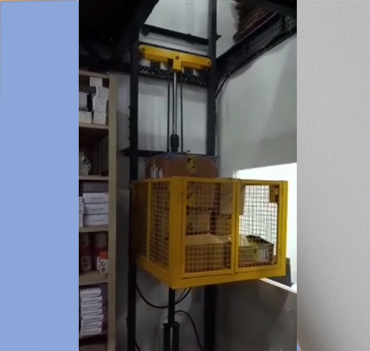 Hydraulic Goods Lift